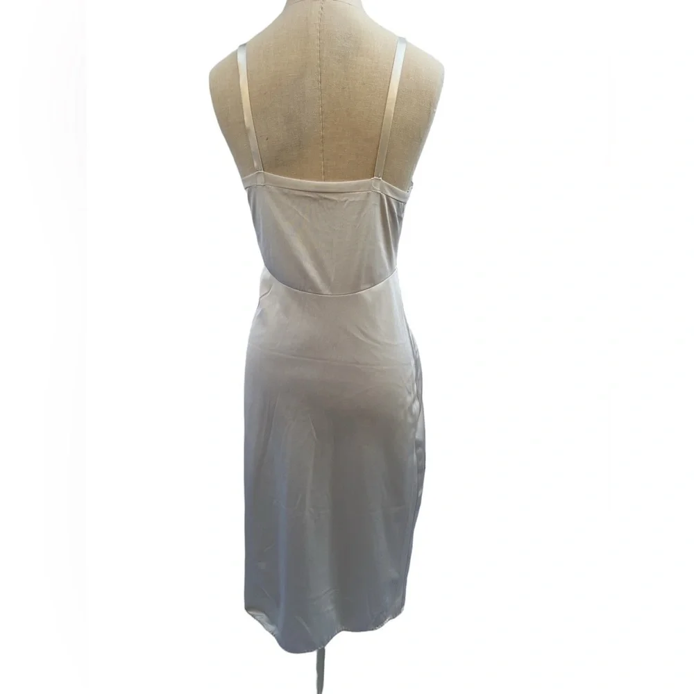 Vintage Grand Design Slip Size 32 - Picture 2 of 9